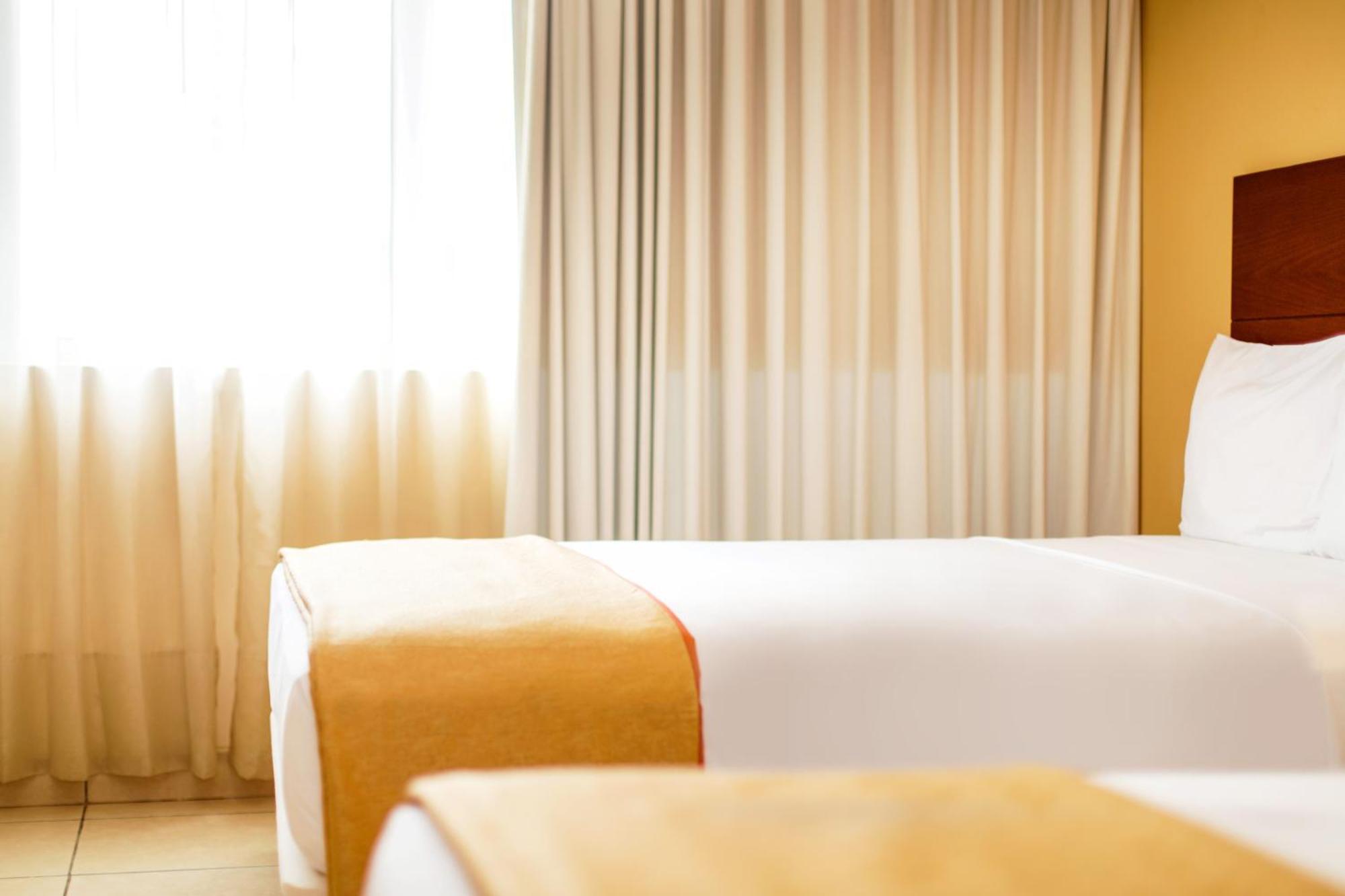 Wyndham Costa Del Sol Pucallpa Exterior photo