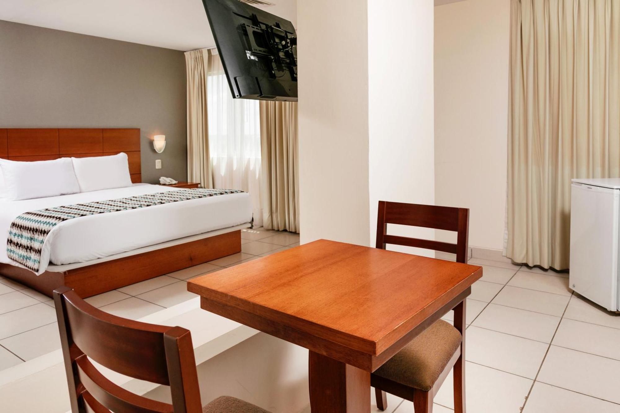 Wyndham Costa Del Sol Pucallpa Exterior photo